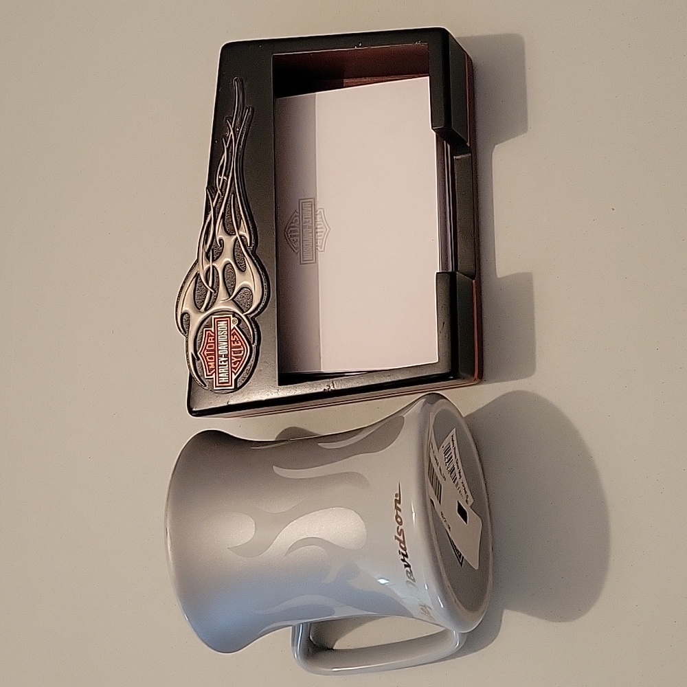 NWOT Harley Davidson mug and note keeper